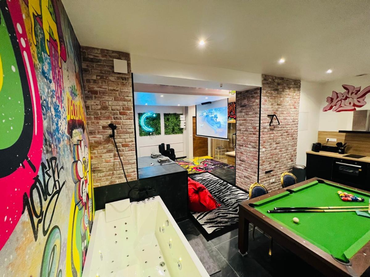 Capsule Street Art - Sauna- Jacuzzi - Playstation 5 - Billard - Netflix - Home Cinema - Terrasse Douai Exterior photo